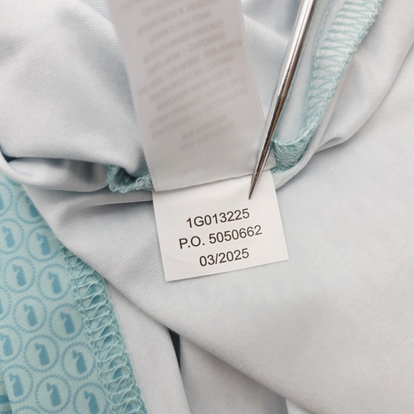 Vineyard Vines Performance Men's XXL Golf Shirt‎ Polo Micro Whale AOP Aqua NWT - Picture 11 of 11